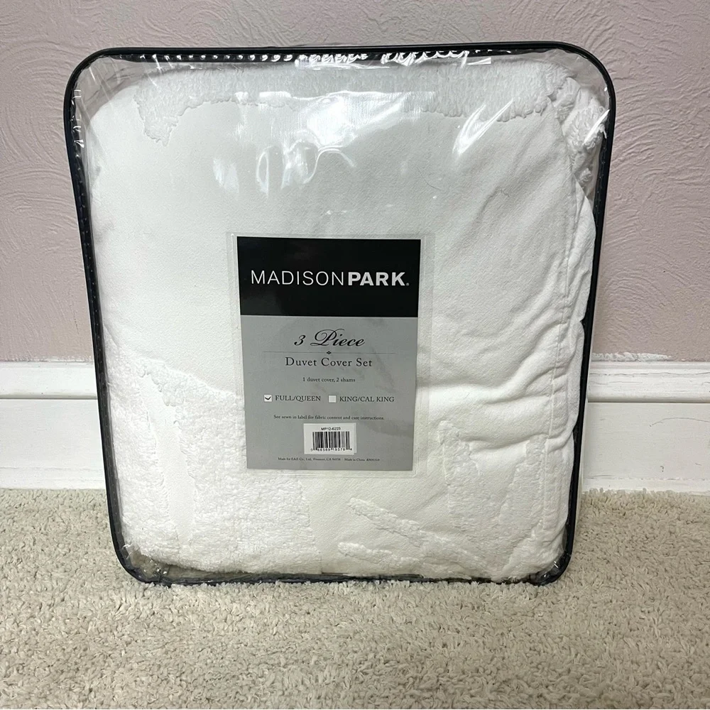 Madison Park White Cotton Duvet Cover